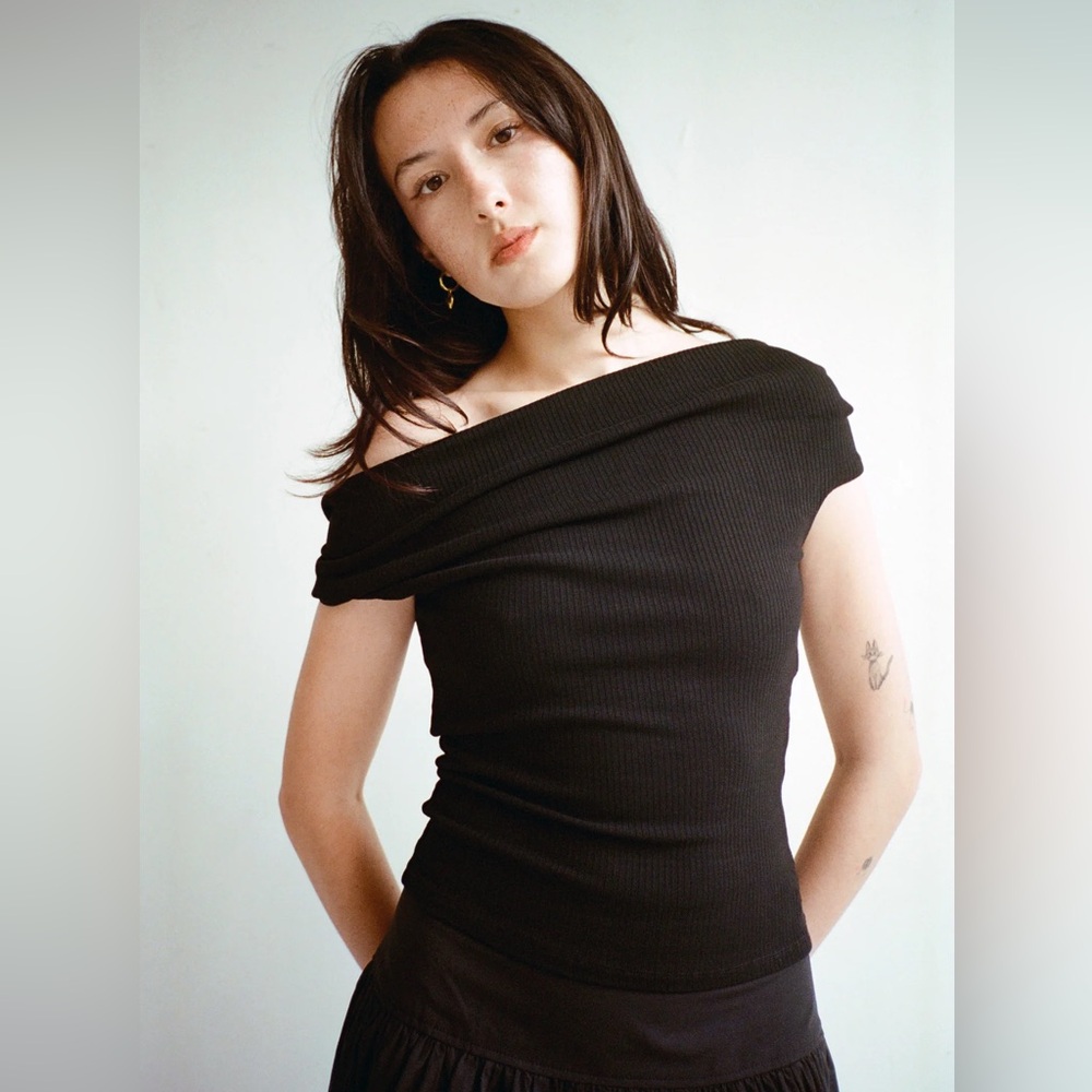 Wray Pearl Top